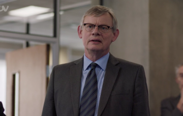 manhunt martin clunes (Credit: ITV)