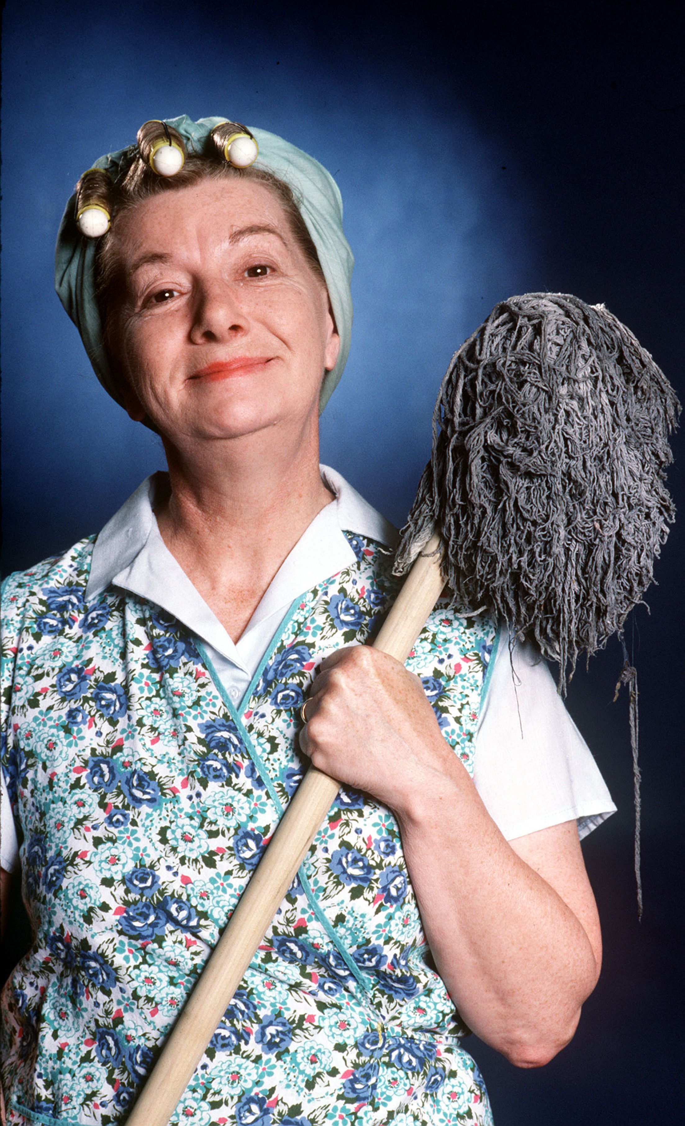 Hilda Ogden Coronation Street battle axe