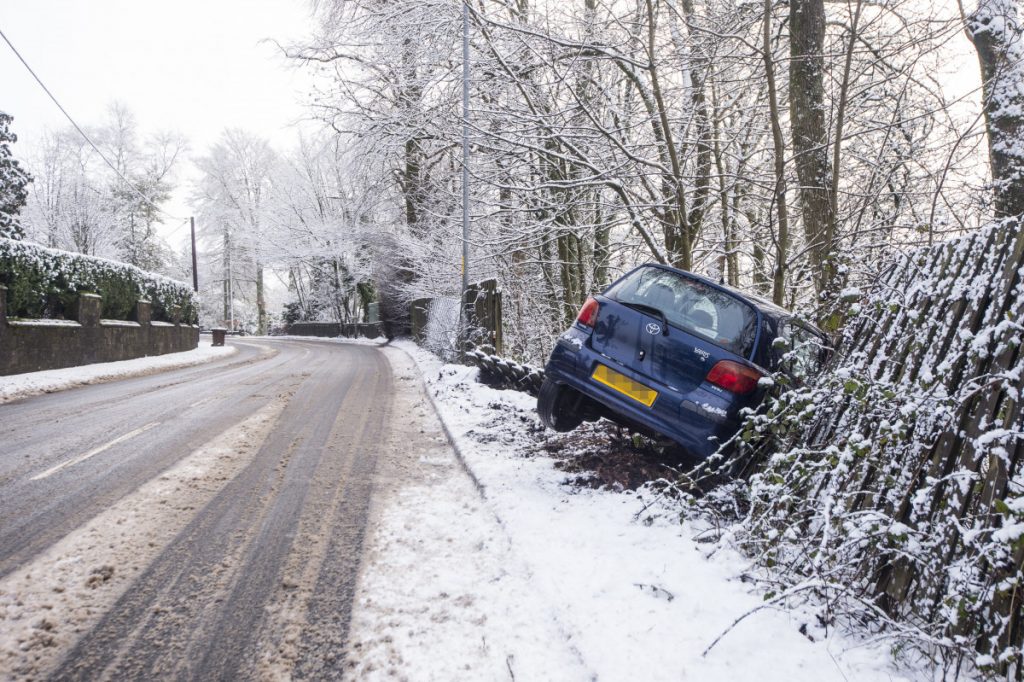 Chilly Tuesday in Scotland Caption :A car is seen crashed in Callander as Scotland is decended into "Chilly Tuesday" with sub zero temperatures, ice, and snow PersonInImage : car crash Credit : Euan Cherry/WENN