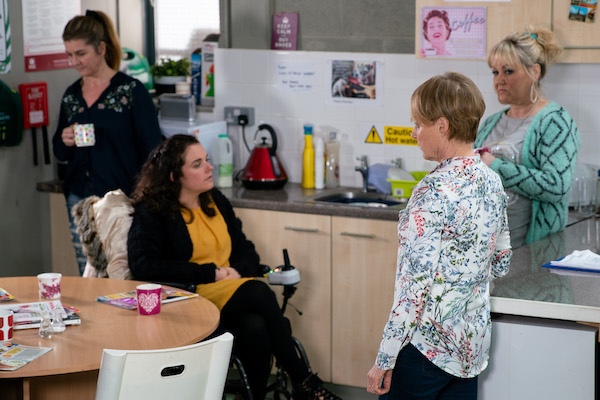 Gina and Sally in Coronation Street 