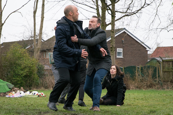 Shona arrested in Coronation Street 