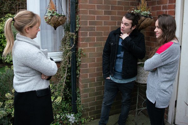 Sarah and Seb in Coronation Street 