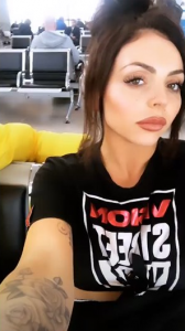 Jesy at the aiport