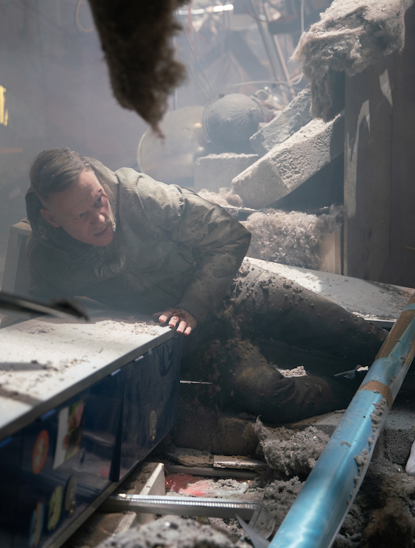 Underworld roof collapse in Coronation Street 