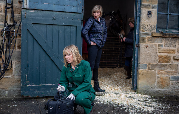 Rhona and Kim in Emmerdale 