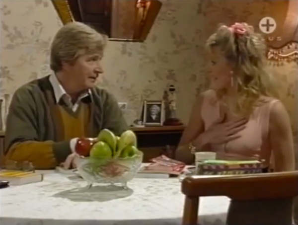 Ken and Raquel in a classic Coronation Street scene