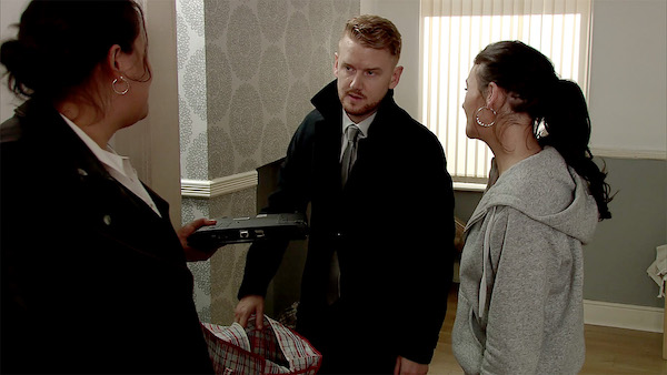  Vicky and Gary in Coronation Street 