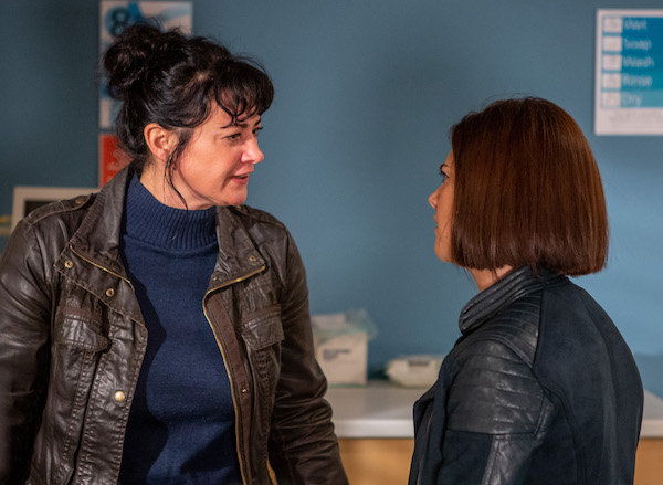 Moira and Victoria in Emmerdale 