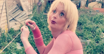 Lauren Harries on instagram