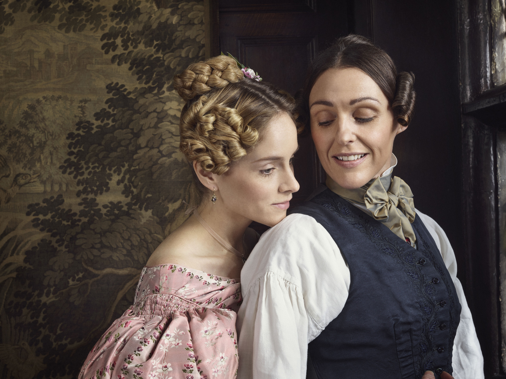 Ann Walker rests her chin on Anne Lister's shoulder in Gentleman Jack season 1