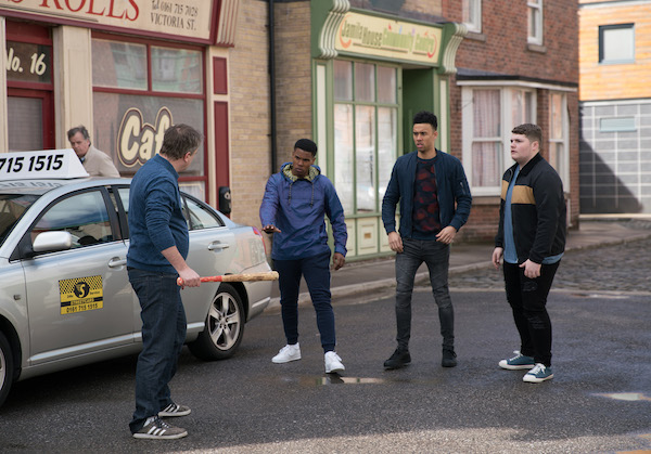 Steve breaks the law in Coronation Street 