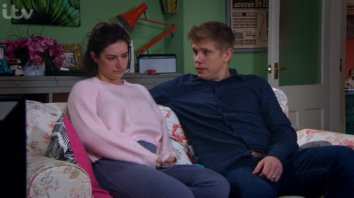 Emmerdale Robert Victoria Credit: ITV