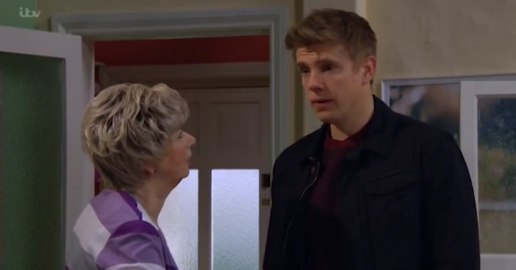 Robert tries to play hero regarding Victoria's rape