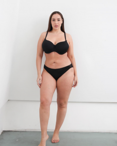 Jada Sezer