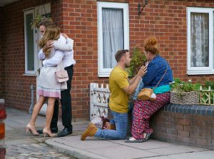 Fiz and Hope are back Coronation Street