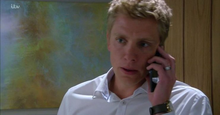 Robert calls Cain for money