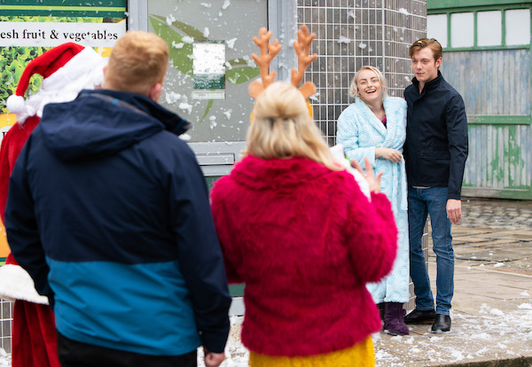 Sinead and Daniel in Coronation Street 