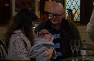Chas birth Emmerdale Paddy Eve