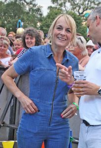 Louise Minchin