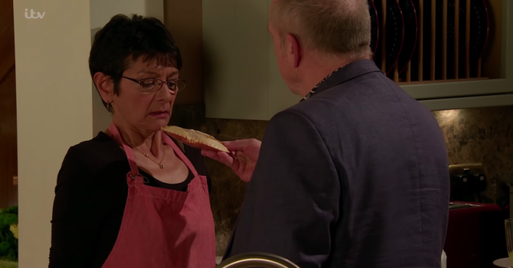 Coronation Street fans sickened as Geoff tries to force Yasmeen to eat a crab shell