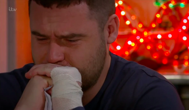 Emmerdale shock as Aaron has a seedy daytime hookup