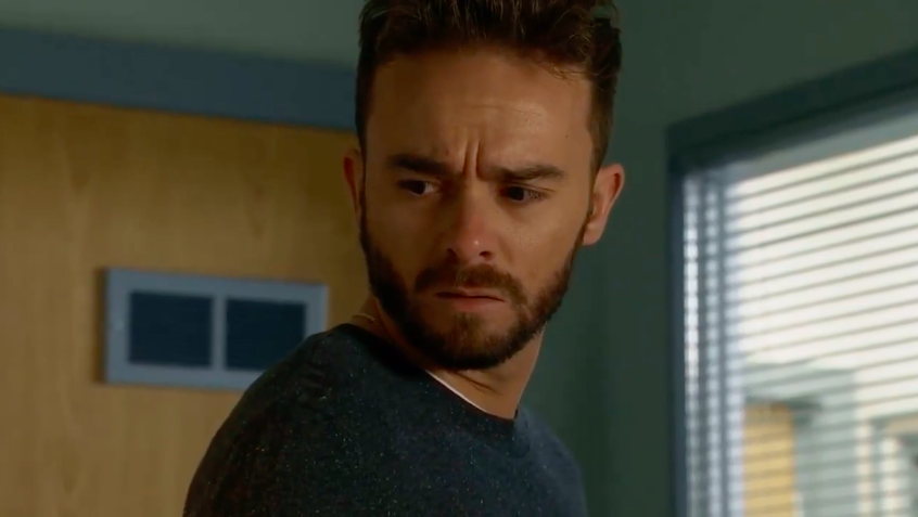 Coronation Street viewers in tears as David is told Shona is brain dead