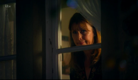 Wendy snooping