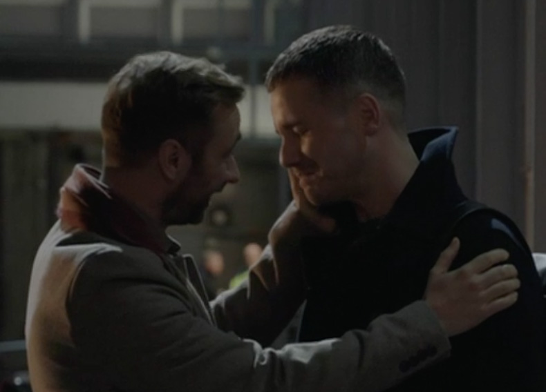 holby city dominic ben kiss romance