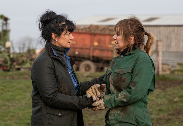 Moira and Rhona had a heart to heart in Emmerdale last night (Credit: ITV)