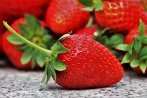 Strawberries fruit immune system coronavirus