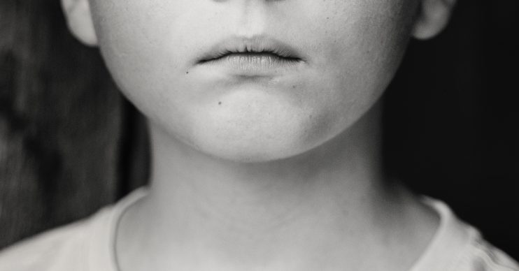 upset child (Katy Jayne/Pexels)