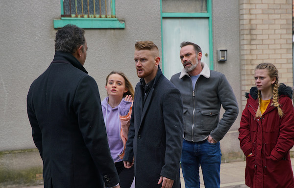 Gary defends Kelly but it could be a big mistake (Credit: ITV)