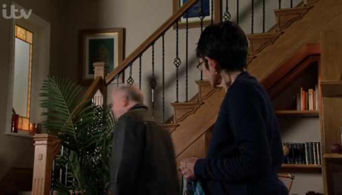 Geoff took Yasmeen's keys with him holding her prisoner in Coronation Street (Credit: ITV)