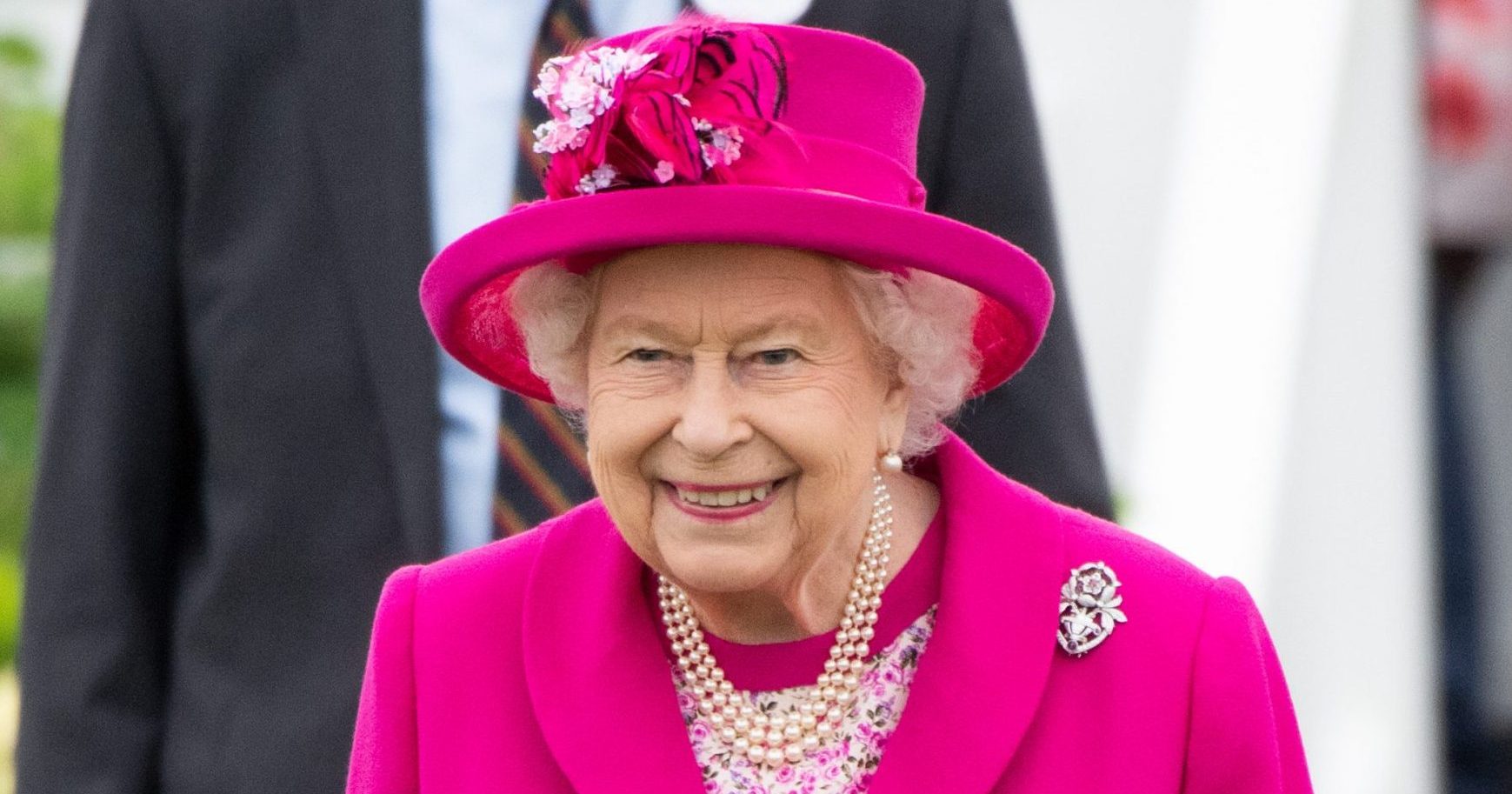 Brits asked to sing for The Queen birthday