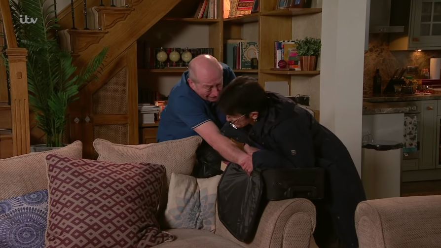 Coronation Street fans' horror as Geoff turns violent with Yasmeen