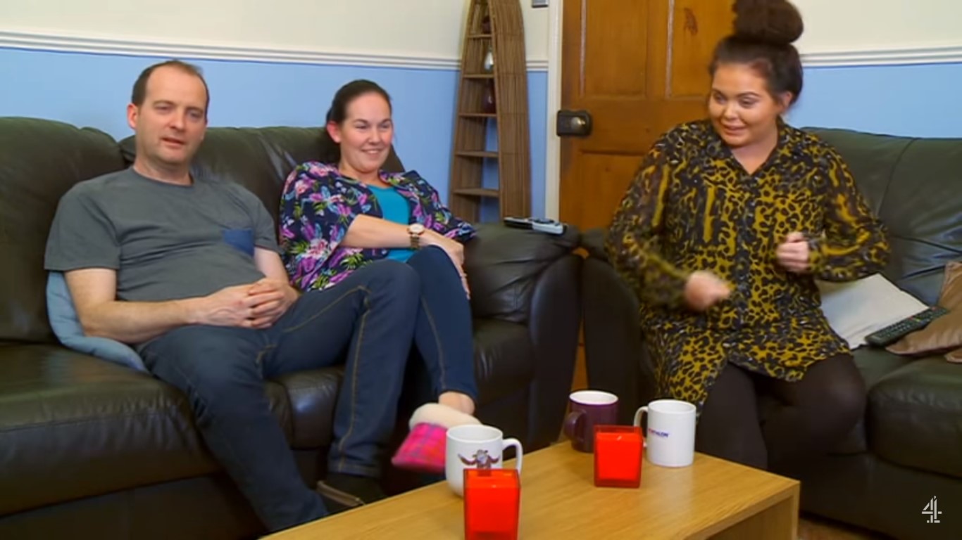 Scarlett's funny asides won her fans on Gogglebox (Credit: C4)