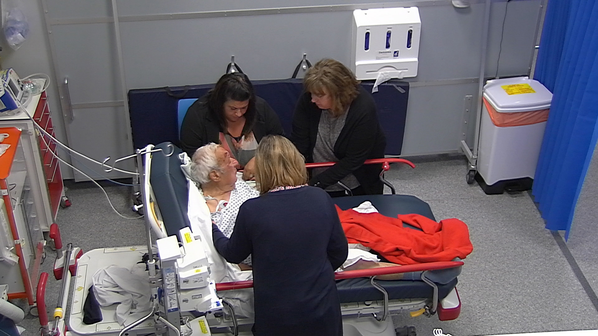 Filippo's family were around him on 24 Hours In A&E (Credit: Channel 4)