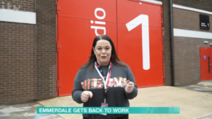 Emmerdale star Lisa Riley gives fans behind the scenes look at filming on soap 
