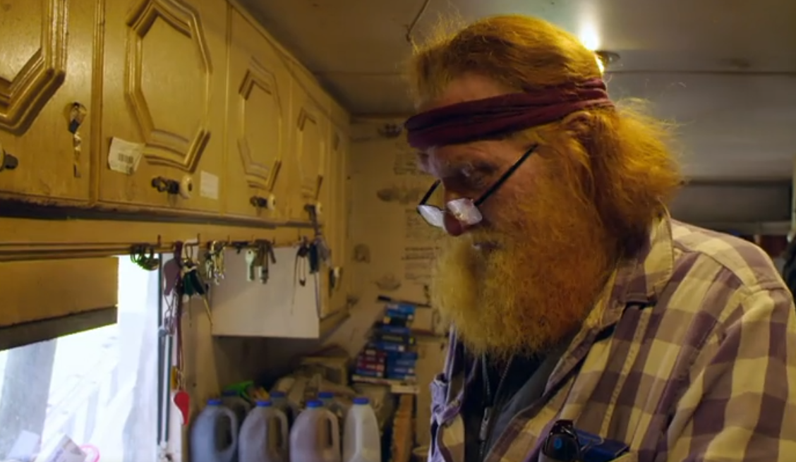 Hoarders Jake Mangle-Wurzel Channel 5