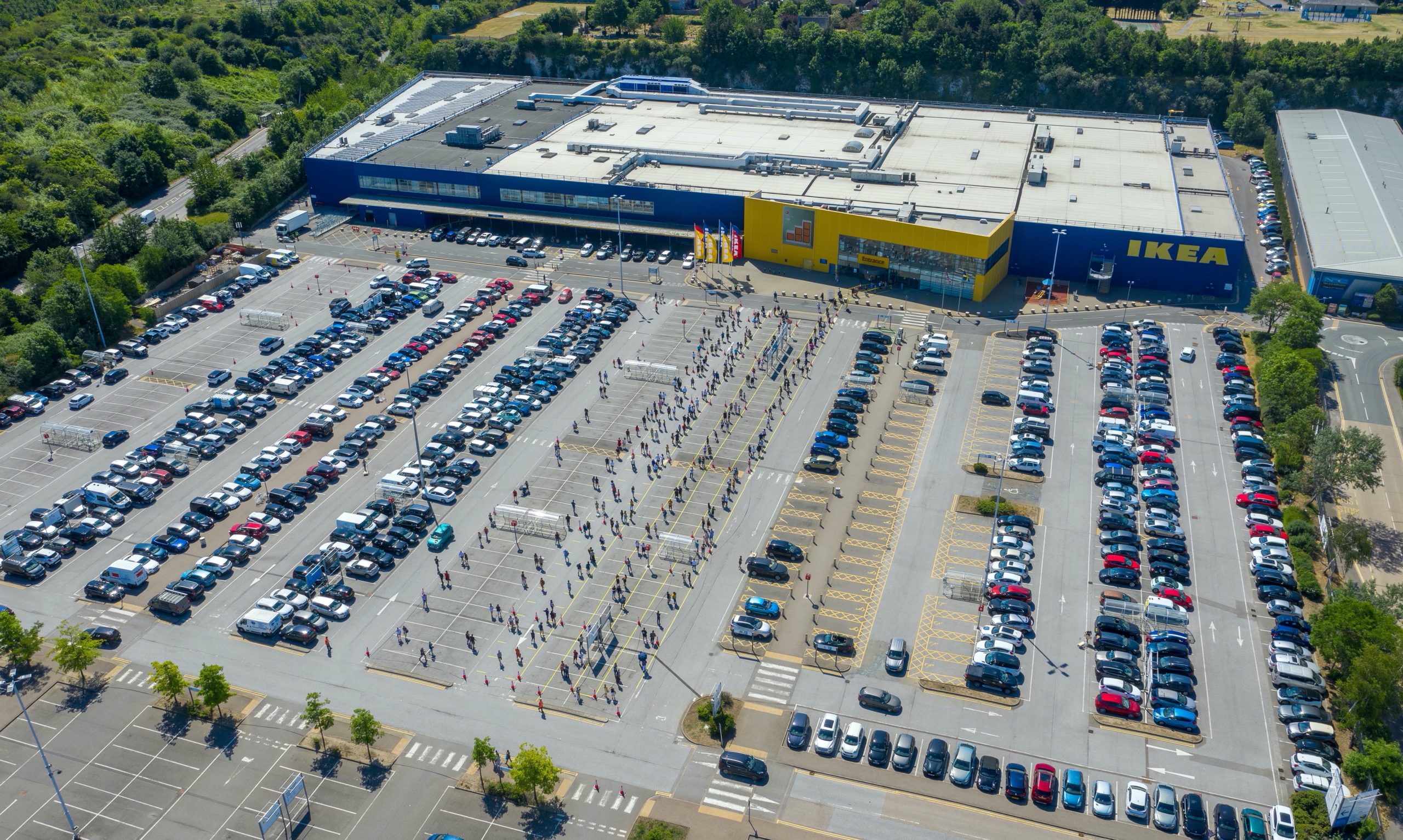 Ikea in Lakeside was swamped Credit: SplashNews.com)_