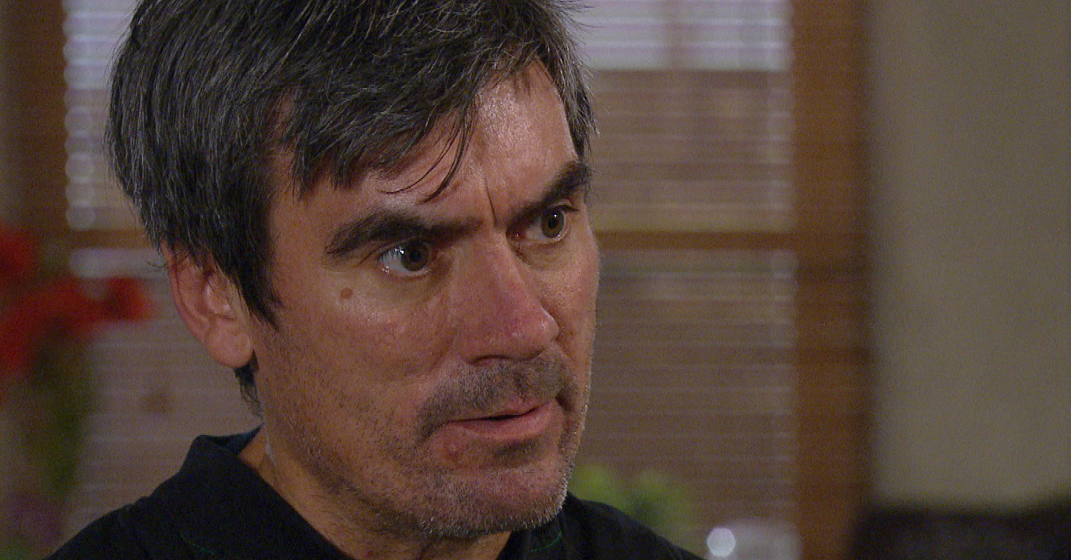 Cain is convinced Malone hurt Moira in Emmerdale (Credit: ITV) 