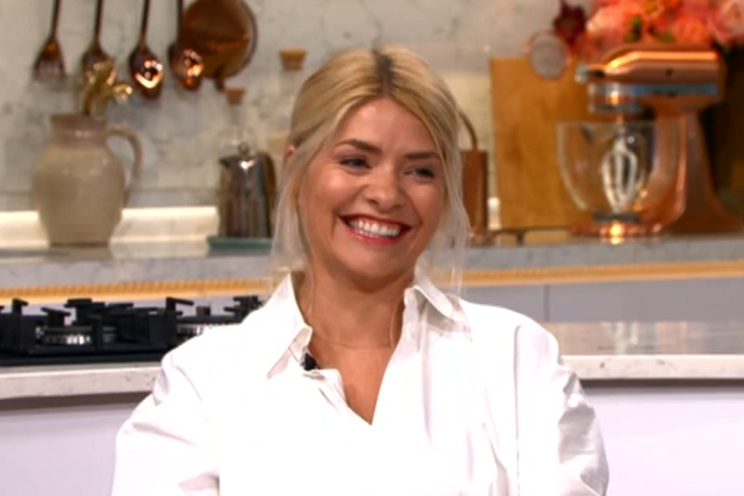 This Morning's Holly Willoughby praises 'clever kids' as she shares their artistic skills