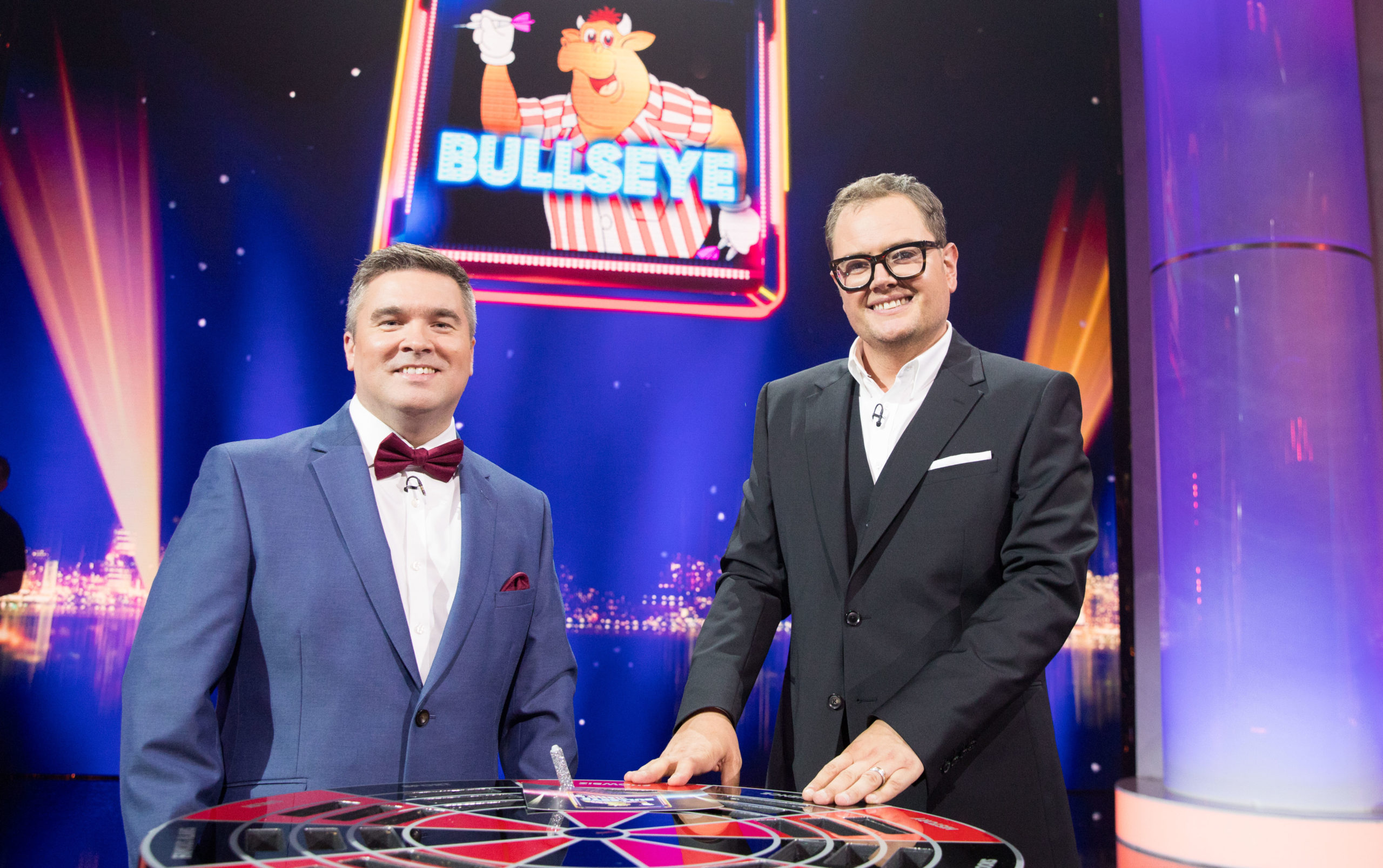 Alan Carr Richard Ashdown Epic Gameshow (Credit: ITV)
