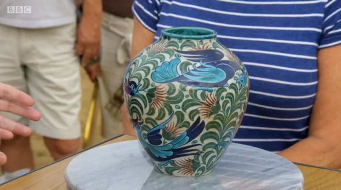 antiques roadshow vase