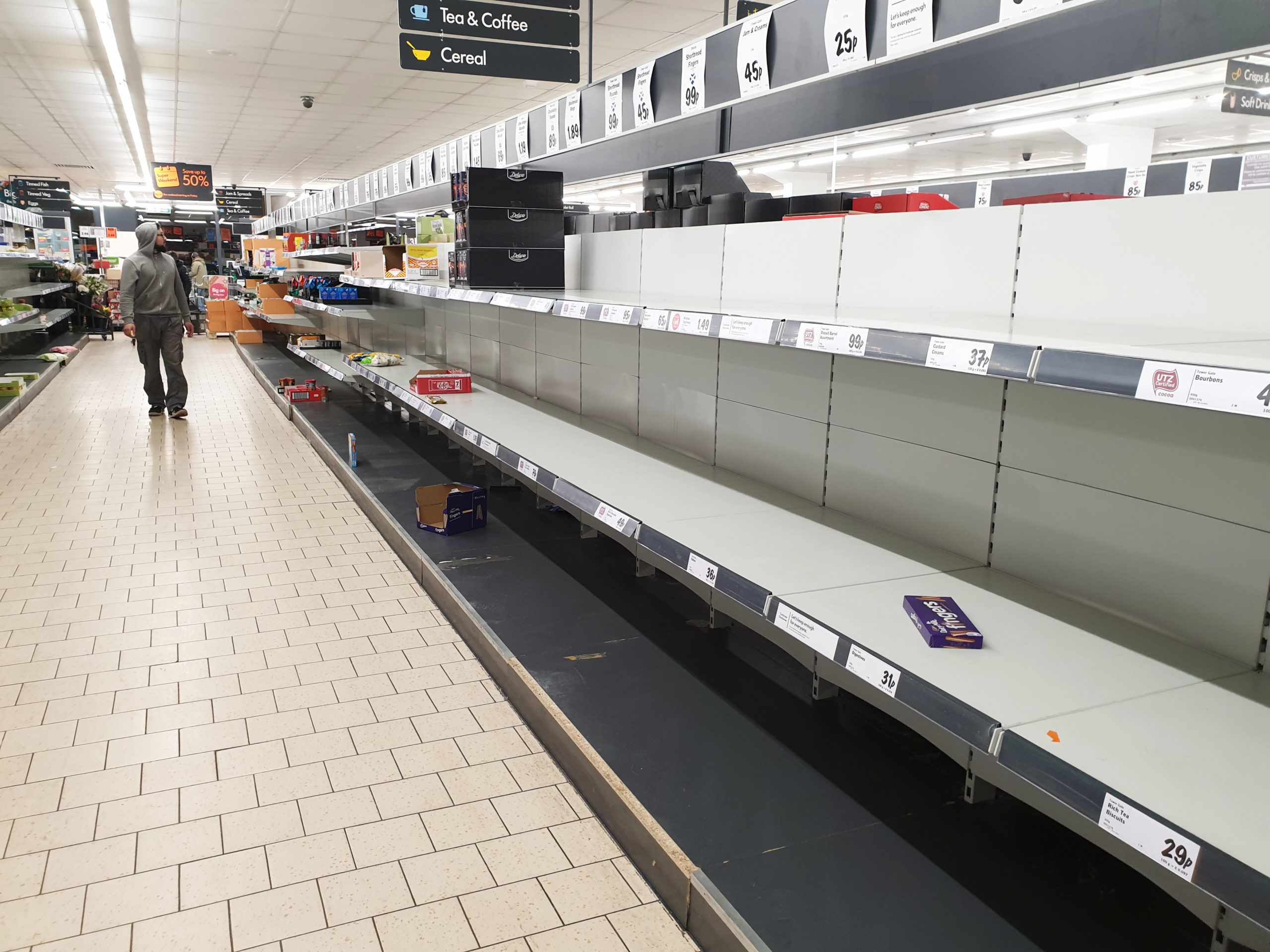 supermarkets panic buying