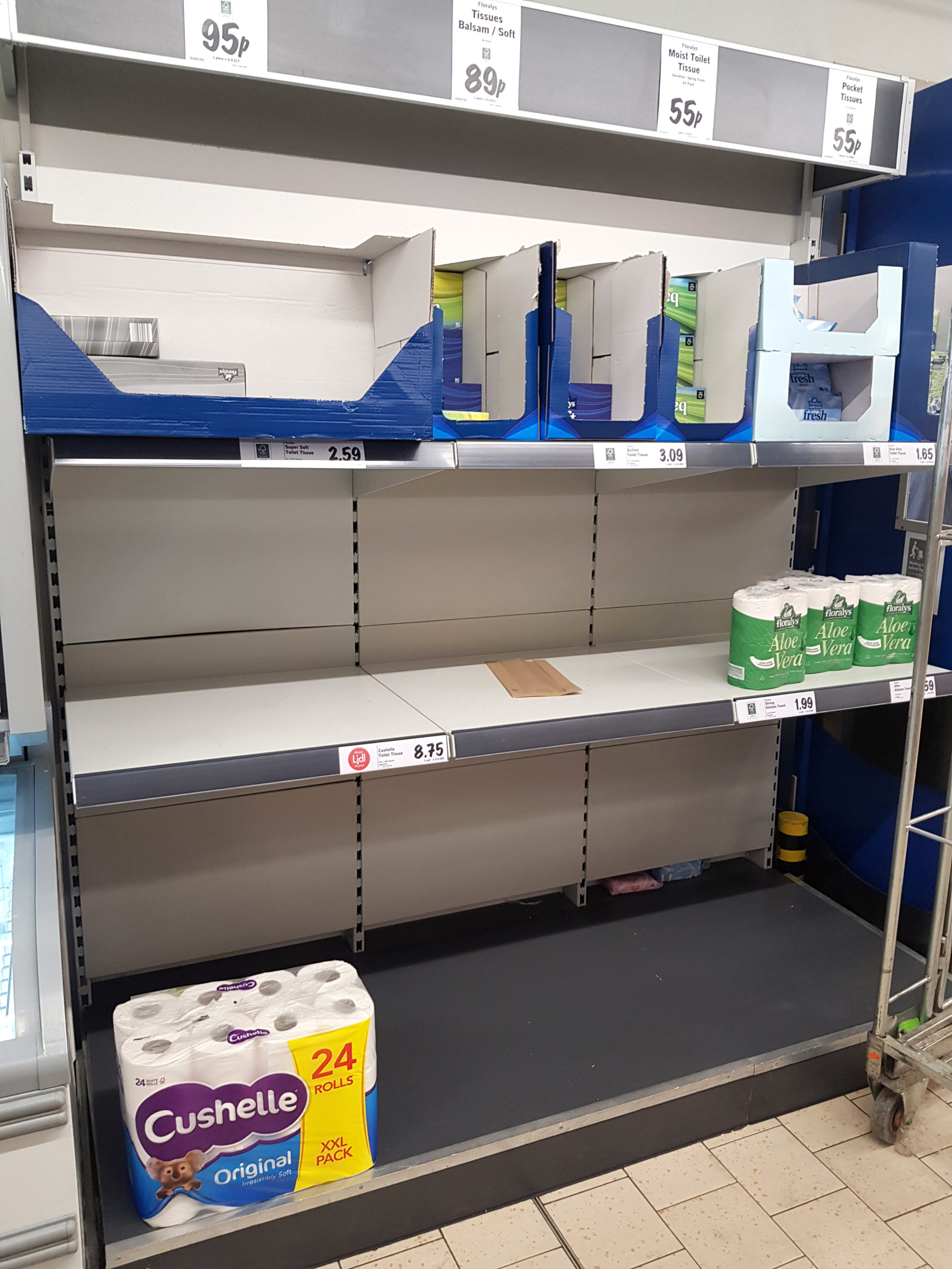 supermarkets panic buying