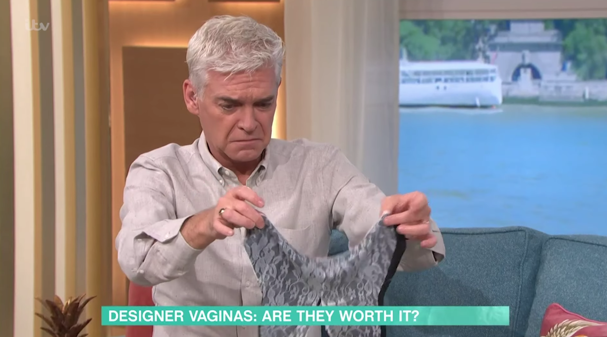 Phil and Holly vagina
