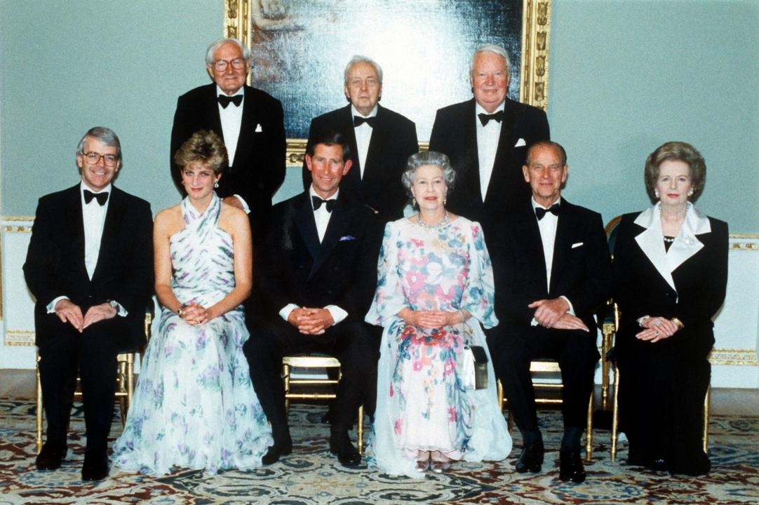 The Queen Vs No 10 Behind Closed Doors