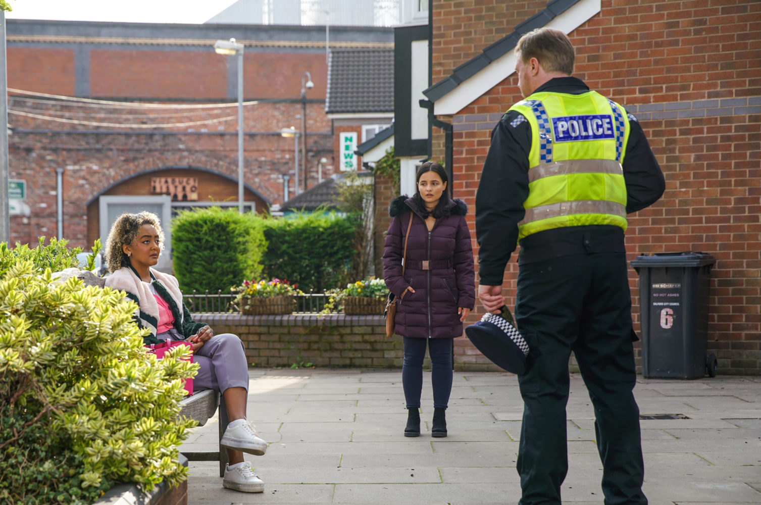 The police want to speak to Emma in Coronation Street