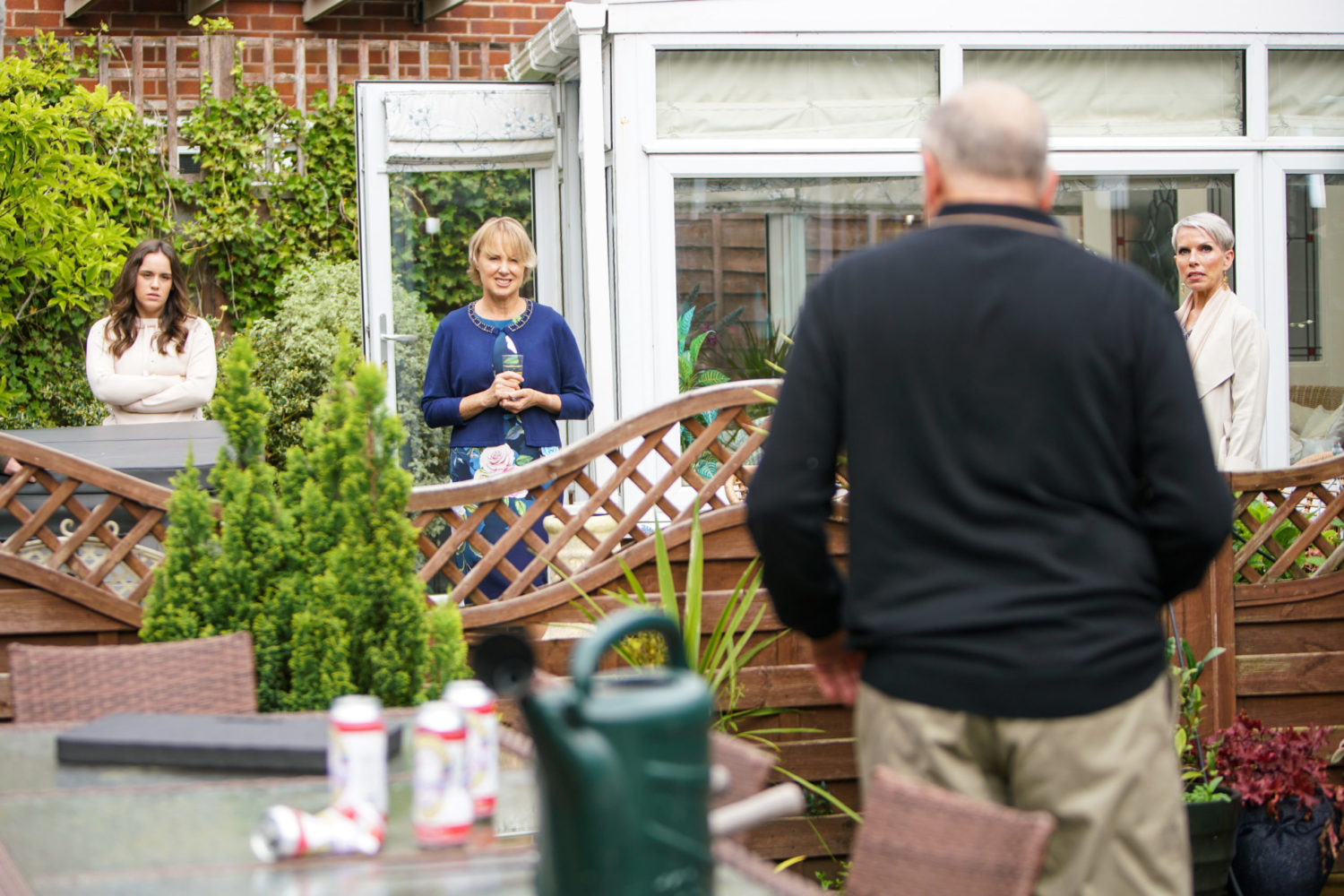 Geoff tries to ruin the party and arguments kick off in Coronation Street